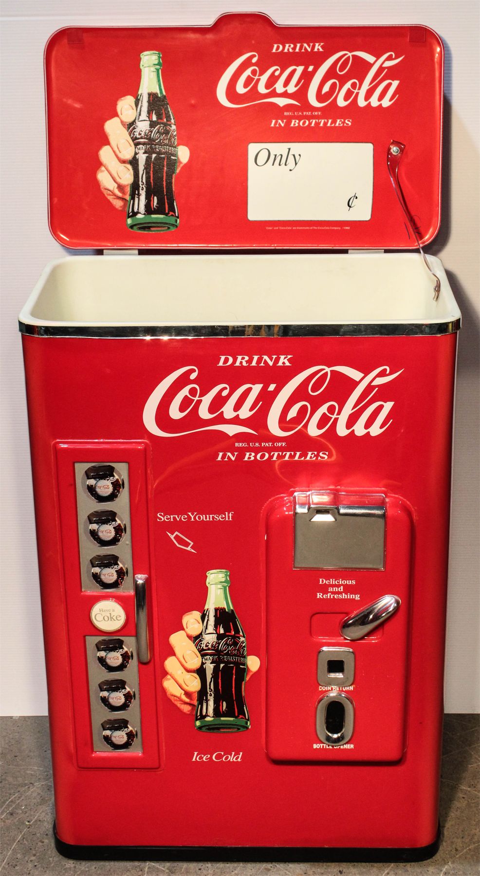 COCACOLA NOSTALGIA COOLER
