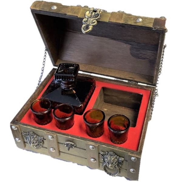 Vintage Medieval Revival Treasure Chest. Decanter & Shot Glasses , Amber Diamond Decanter