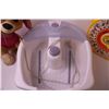 Image 2 : ConAir Foot Bath + (2) Kids’ Toys