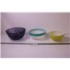 Image 1 : (2) Pyrex Bowls and a Fire King Bowl