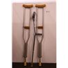 Image 1 : *(3) Crutches