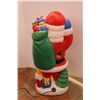 Image 2 : *Santa Lawn Ornament (Works)