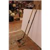 Image 2 : *(2) Hockey Sticks