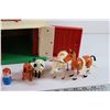 Image 2 : Fisher Price Family Farm w/ Figures and Fence