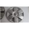 Image 6 : 14" Nissan Hubcaps