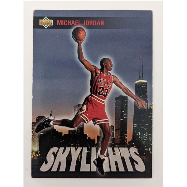 Michael Jordan Basketball Trading Card - Upper Deck Skylights #466 1993-94