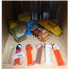 Image 1 : TEN VINTAGE PEZ DISPENSERS & TOYS