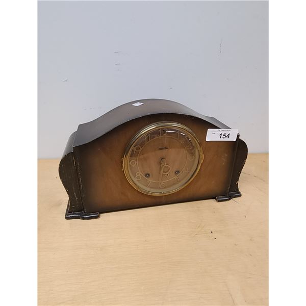VINTAGE SETH THOMAS MANTLE CLOCK W/KEY