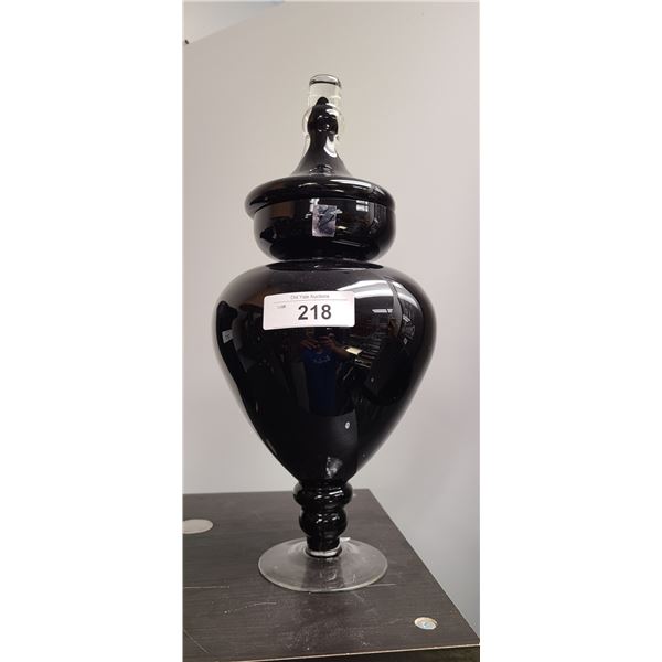 LARGE AMETHYST ART GLASS LIDDED VASE