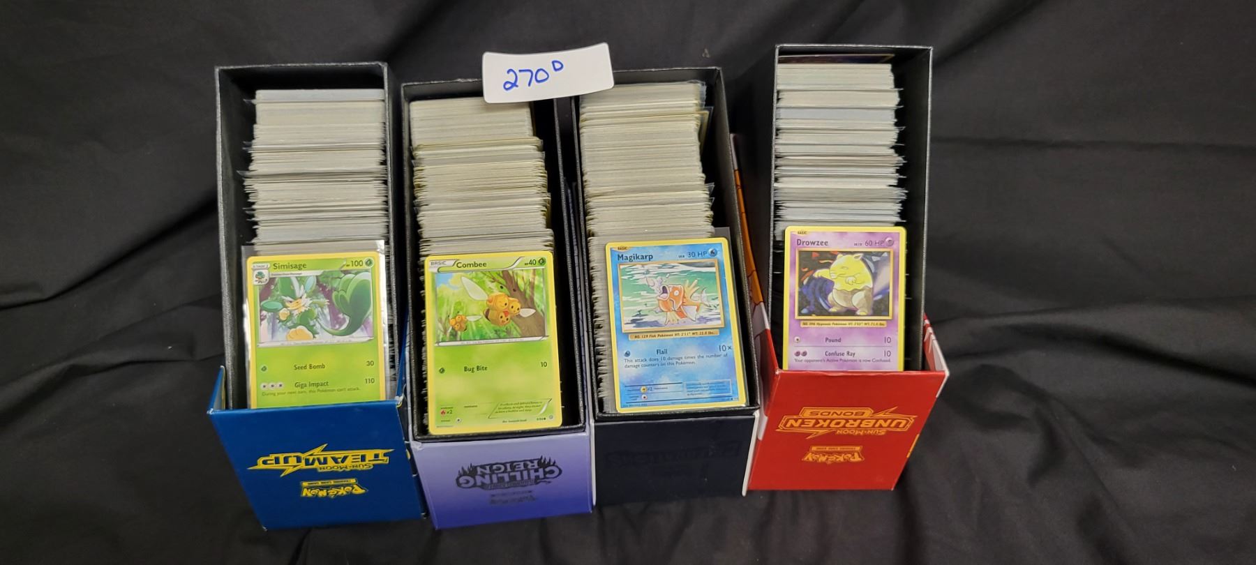 COLLECTION OF 2000 POKEMON CARDS COLLECTION OF 2000 POKEMON CARDS