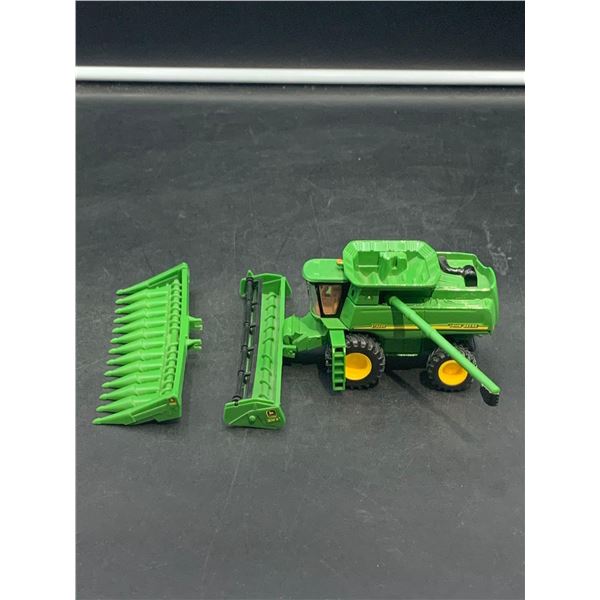 John Deere Die Cast Combine
