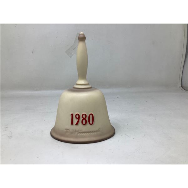 Vintage Hummel figurine - 1980 Bell