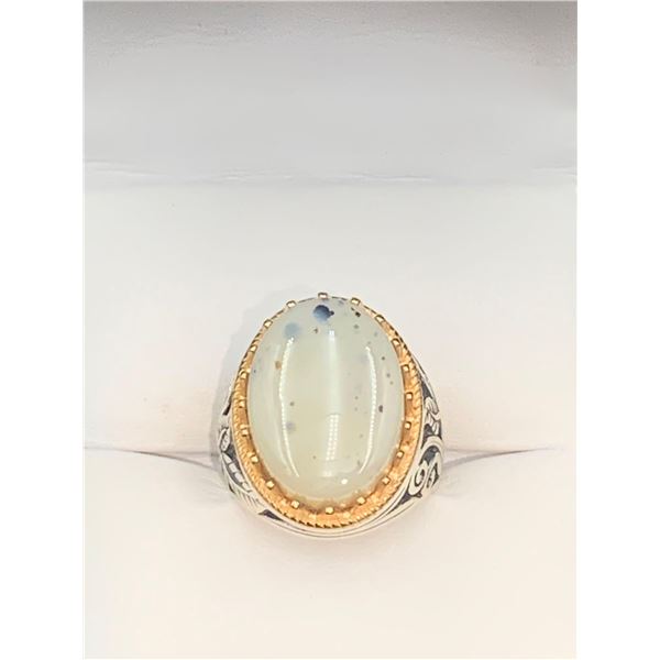 Natural Agate Solitaire 12.85 Carat  in .925 Silver with certificate value of $1400