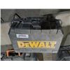 Image 4 : Dewalt DW421 Electric Random Orbit Sander with Case
