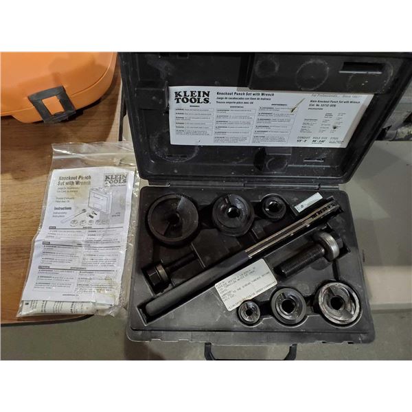 Klein Tools Knockout Punch Set with Wrench