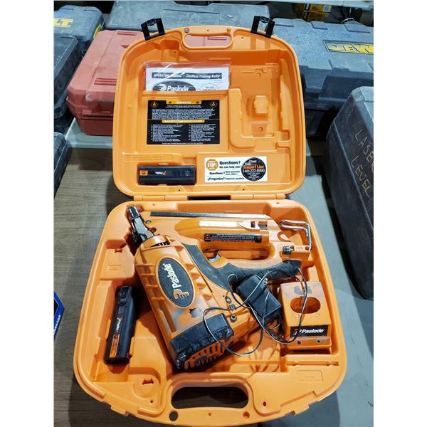 Paslode Cordless 30 Deg Framing Nailer CF325