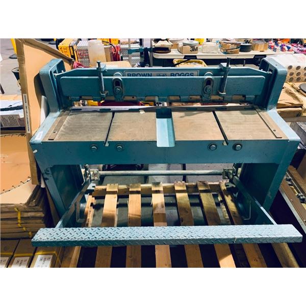 Brown Boggs Model 16-40 Industrial Foot Lever Metal Shear - school board asset