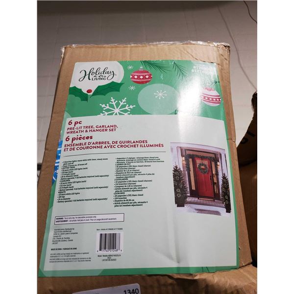 Holiday Living LED 6 pce pre lit tree, garland, wreath & hanger set NEW