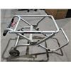 Image 4 : Bosch TS3000 gravity-rise table saw stand
