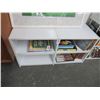 Image 1 : White Mica Small Bookcase
