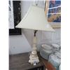 Image 1 : Alabaster Lamp
