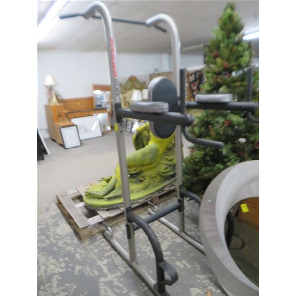 Weider 200 Power Tower