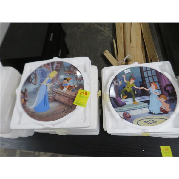 9-Disney Collector Plates - 9 X $