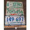 Image 1 : LOT OF 3 - MISC VINTAGE LICENSE PLATES - INCL 1976 SASK