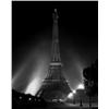 Image 1 : The Eiffel Tower at night