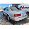 Image 2 : 2000 AUDI A8