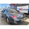 Image 2 : 2010 HONDA ACCORD