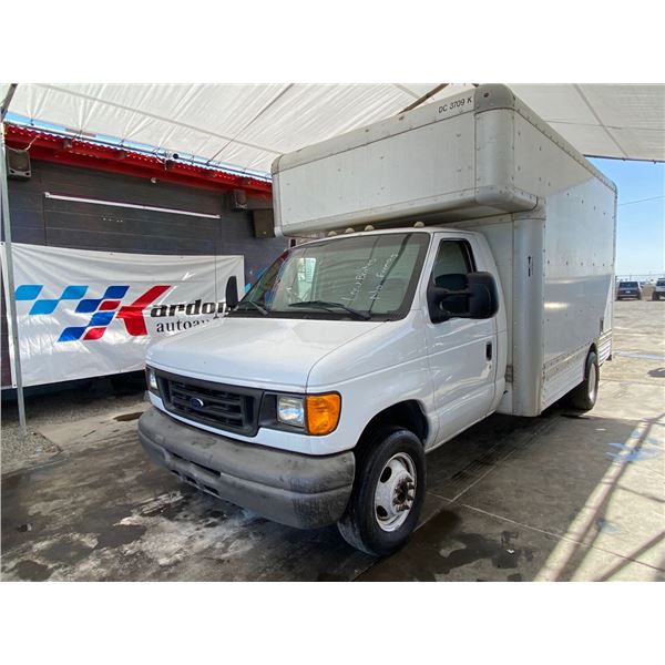 2007 FORD E-450