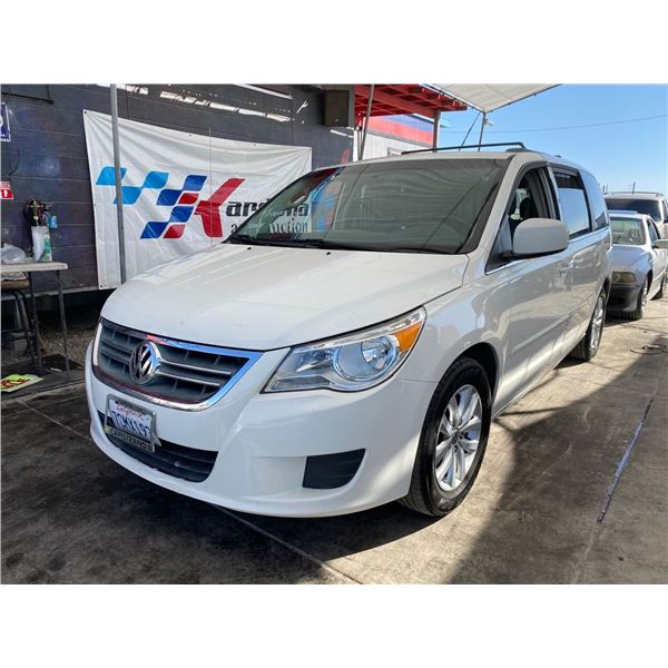 2012 VOLKSWAGEN ROUTAN