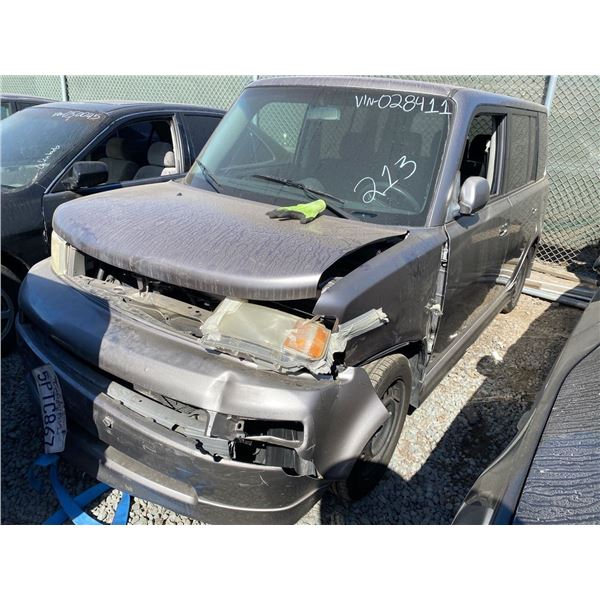 2005 SCION XB