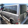 Image 2 : 2005 SCION XB