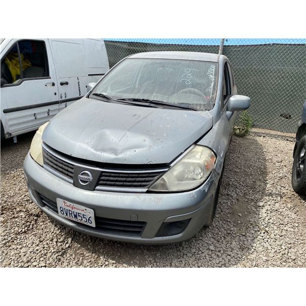 2008 NISSAN VERSA