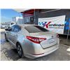 Image 2 : 2012 KIA OPTIMA HYBRID