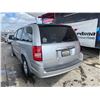 Image 2 : 2010 CHRYSLER TOWN AND COUNTRY
