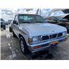 Image 5 : 1997 NISSAN TRUCK