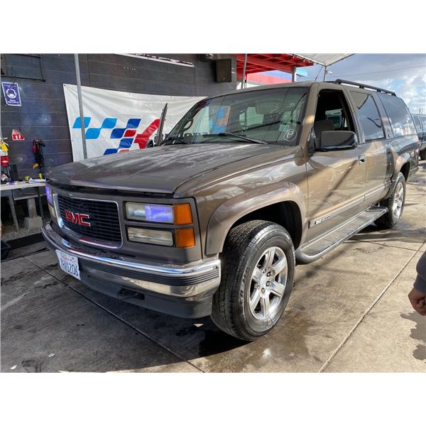 1997 GMC SUBURBAN