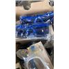 Image 6 : BOX OF SAFETY GOGGLES, KELVIN 23 MULTI TOOL, SNADBLASTING GUN, EARPLUGS, EARPLUG DISPENSER