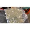 Image 2 : LOT OF NISSAN FLOOR MATS
