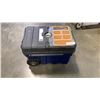 Image 1 : ROLLING TOOLBOX WITH CONTENTS