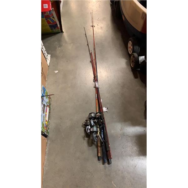 4 FISHING RODS WITH REELS