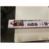 Image 2 : WEATHER TECH EXPANDABLE PET BARRIER