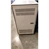 Image 3 : SERVER CABINET - 41 1/2 INCHES TALL X 22 WIDE X 32 1/2 DEEP