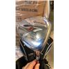 Image 4 : WEIR GOLF BAG WITH TAYLORMADE AND CLEVELAND CLUBS