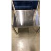 Image 3 : STAINLESS TIRNITY 2 TIER WORKSTATION TABLE