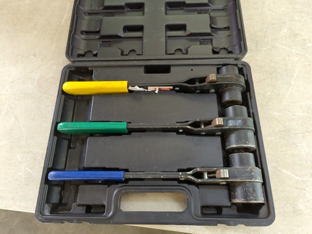 Double Reed Socket REED DUAL SOCKET RATCHET WRENCH SET