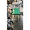 Image 2 : 2 ROLLING 4 WHEEL CARTS
